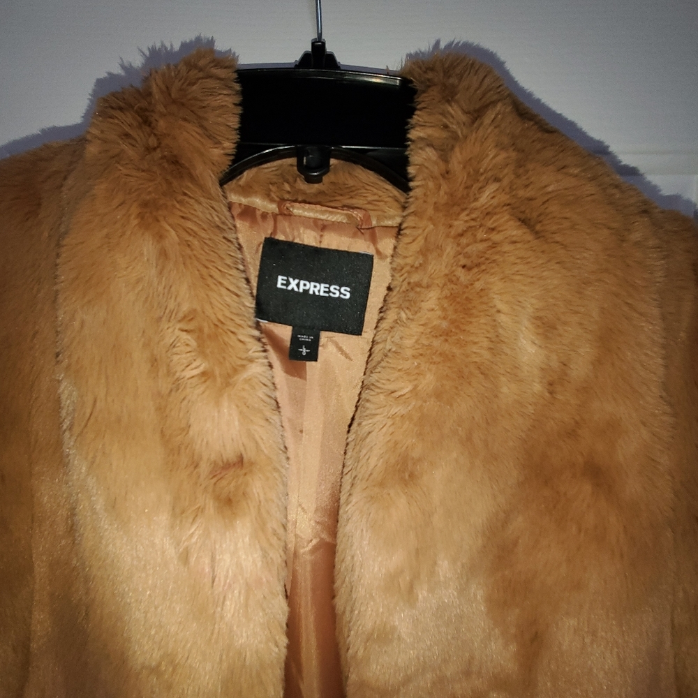 Express faux-fur coat - Picture 1 of 6